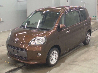 TOYOTA PORTE