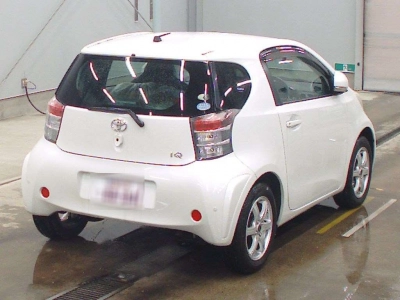 TOYOTA IQ
