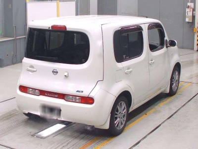 NISSAN CUBE