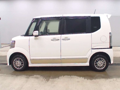 HONDA N BOX CUSTOM