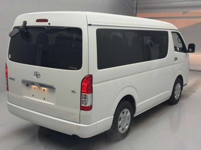 TOYOTA HIACE WAGON