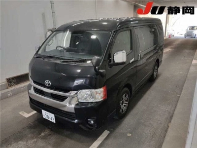 TOYOTA HIACE WAGON
