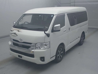 TOYOTA HIACE WAGON
