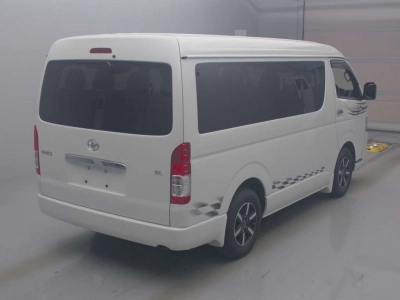 TOYOTA HIACE WAGON