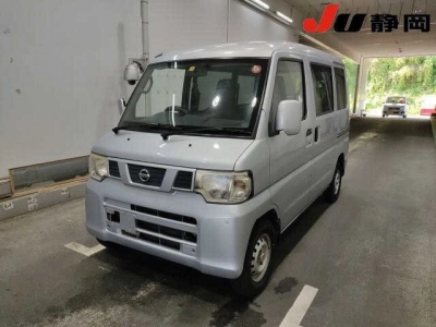 NISSAN NV100 CLIPPER