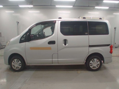 NISSAN NV200 VANETTE VAN