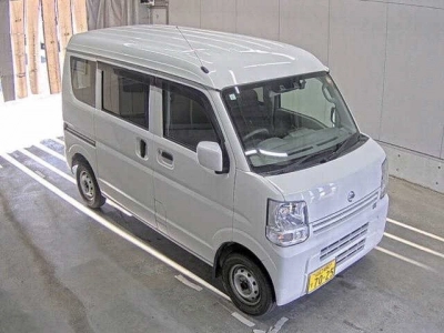 NISSAN NV100 CLIPPER