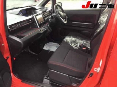 SUZUKI WAGON R STINGRAY