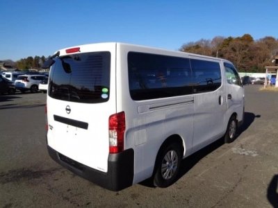 NISSAN NV350 CARAVAN