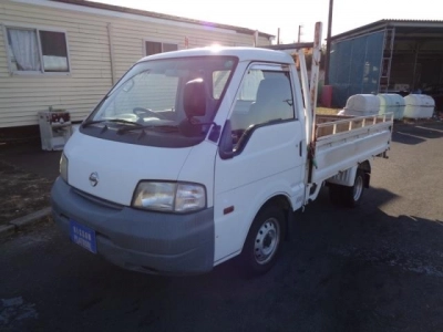 NISSAN VANETTE TRUCK