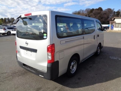 NISSAN NV350 CARAVAN