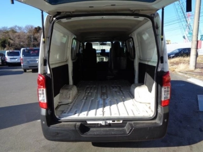NISSAN NV350 CARAVAN