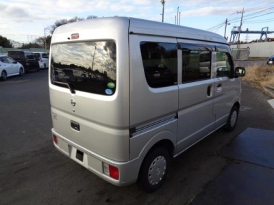 NISSAN NV100 CLIPPER