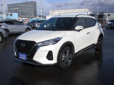 NISSAN KICKS