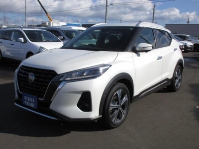NISSAN KICKS