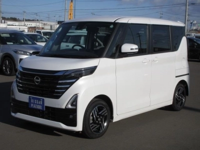 NISSAN ROOX