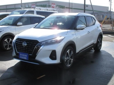 NISSAN KICKS