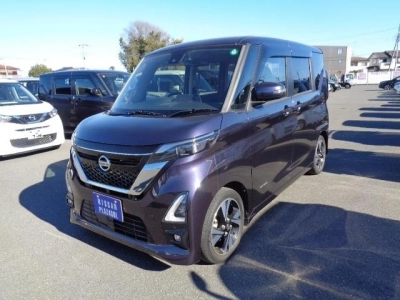 NISSAN ROOX
