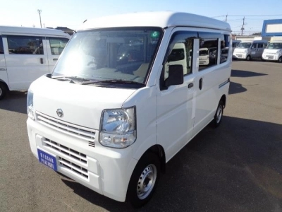 NISSAN CLIPPER VAN