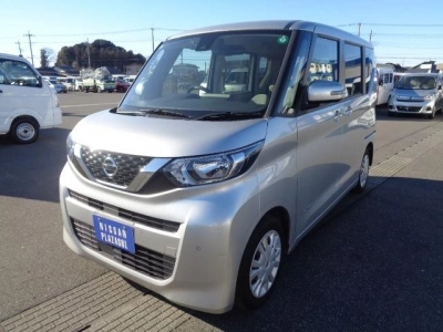 NISSAN ROOX