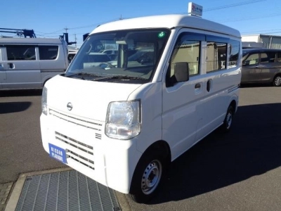 NISSAN CLIPPER VAN
