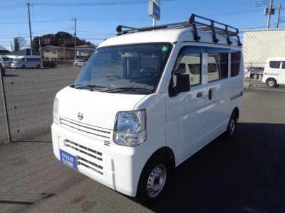 NISSAN CLIPPER VAN