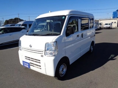 NISSAN CLIPPER VAN