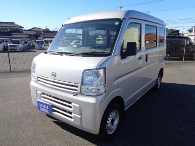 NISSAN CLIPPER VAN