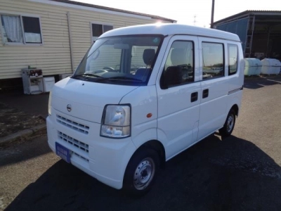 NISSAN NV100 CLIPPER