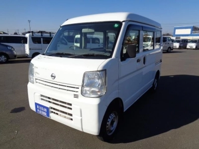NISSAN CLIPPER VAN