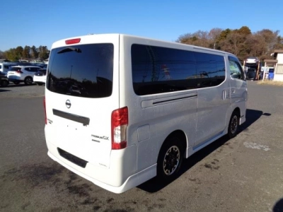 NISSAN NV350 CARAVAN