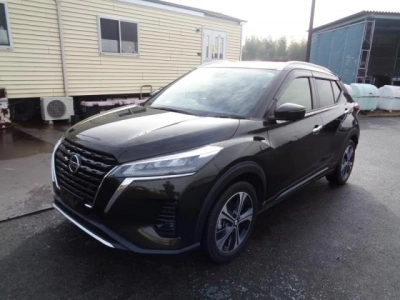 NISSAN KICKS