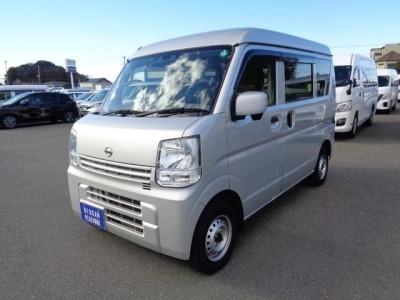 NISSAN CLIPPER VAN