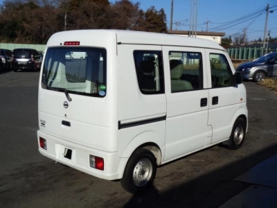 NISSAN NV100 CLIPPER