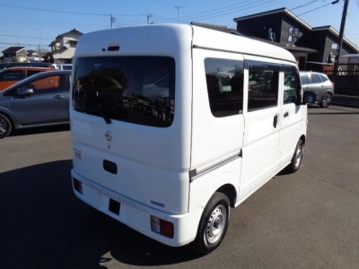 NISSAN CLIPPER VAN