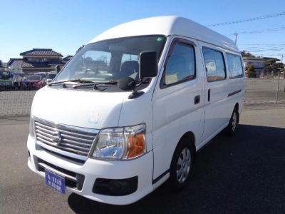 NISSAN CARAVAN BUS