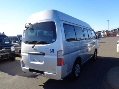 NISSAN CARAVAN BUS