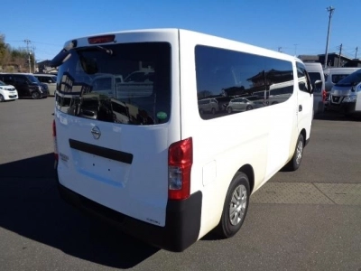 NISSAN NV350 CARAVAN