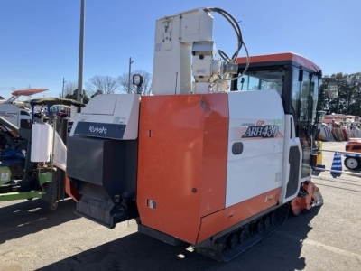 KUBOTA KUBOTA