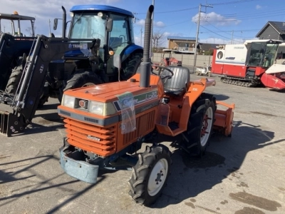 KUBOTA KUBOTA