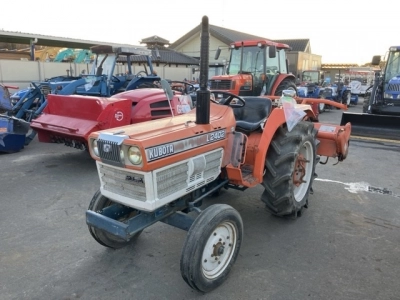 KUBOTA KUBOTA