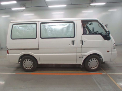 MAZDA BONGO VAN