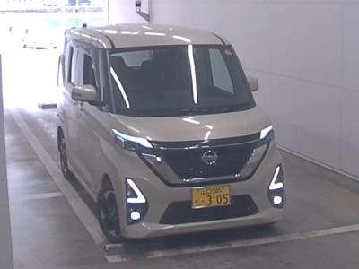 NISSAN ROOX