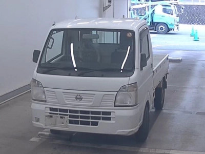NISSAN NT100 CLIPPER