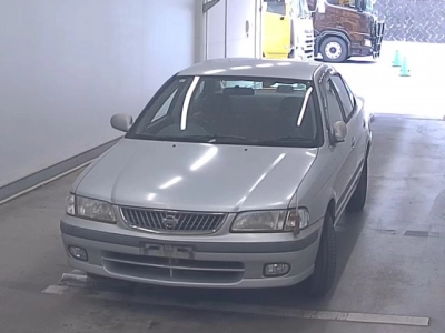 NISSAN SUNNY