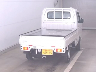 NISSAN CLIPPER TRUCK