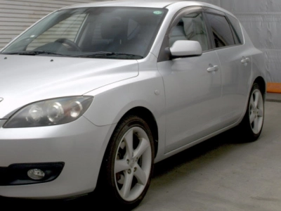MAZDA AXELA SPORT