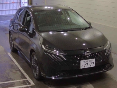 NISSAN AURA