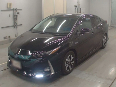 TOYOTA PRIUS PHV