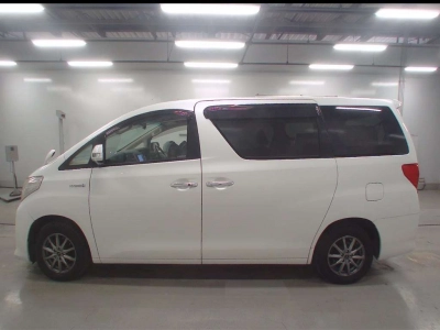 TOYOTA ALPHARD HYBRID